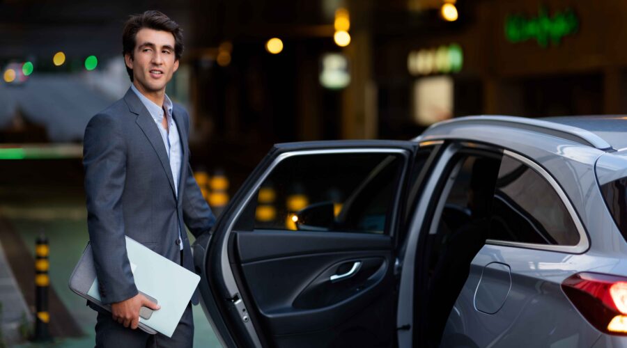 Monthly Rent of Rental Premium Vehicle in Dubai: