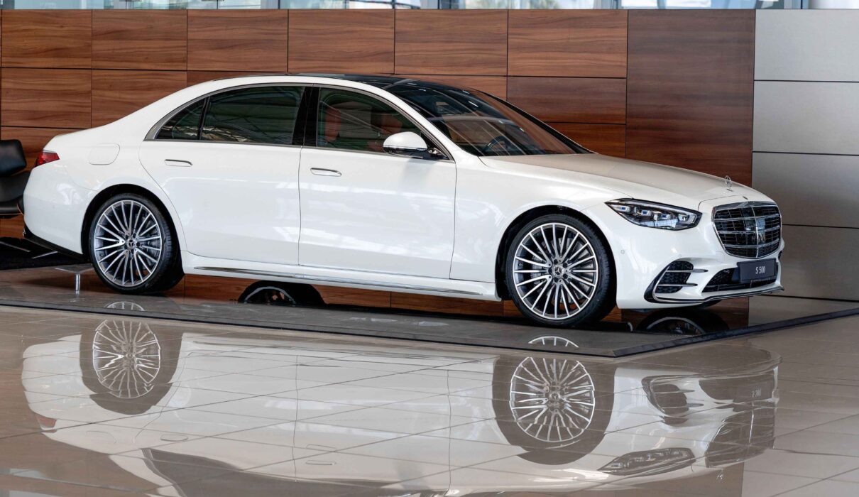 Monthly Rent of Rental Premium Vehicle in Dubai: A Complete Guide